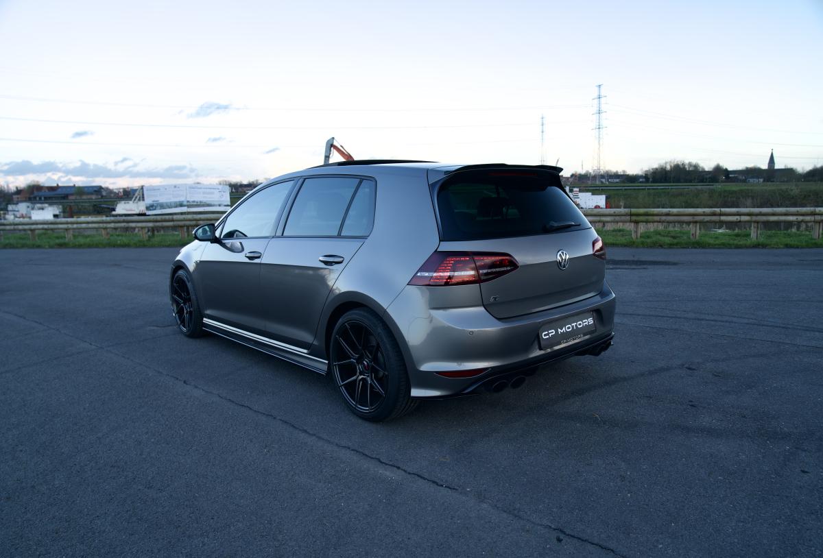 VOLKSWAGEN GOLF 7R