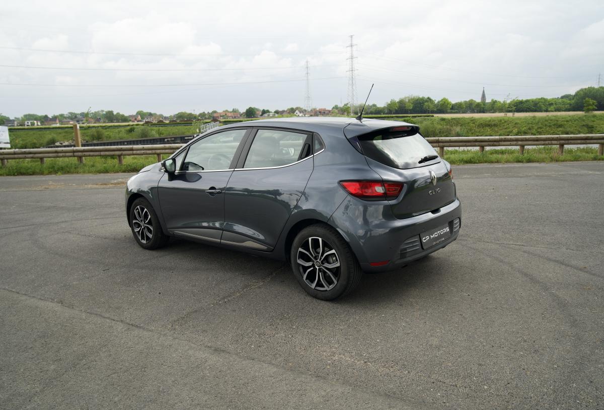 RENAULT CLIO 0.9