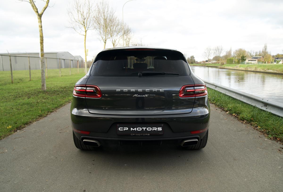 PORSCHE MACAN 2.0T