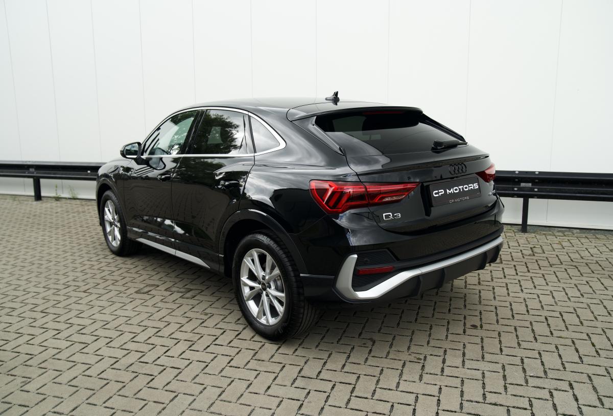 AUDI Q3 35 TFSI