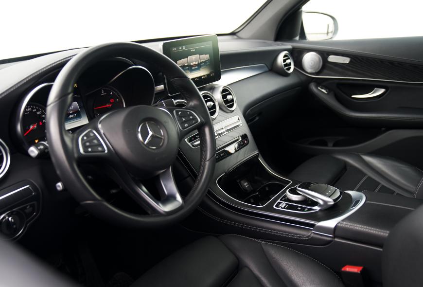 MERCEDES GLC220D 4-MATIC