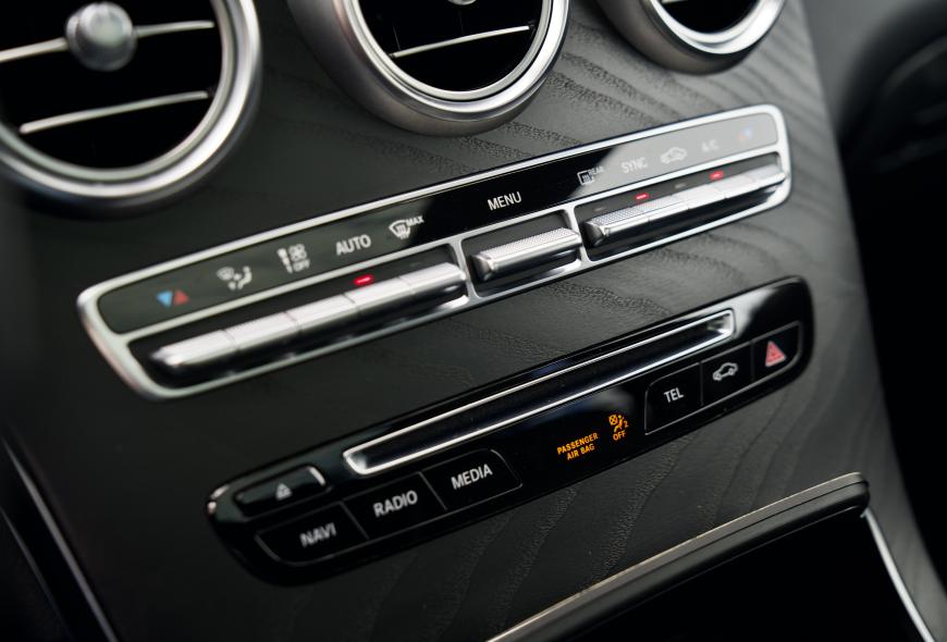 MERCEDES GLC220D 4-MATIC