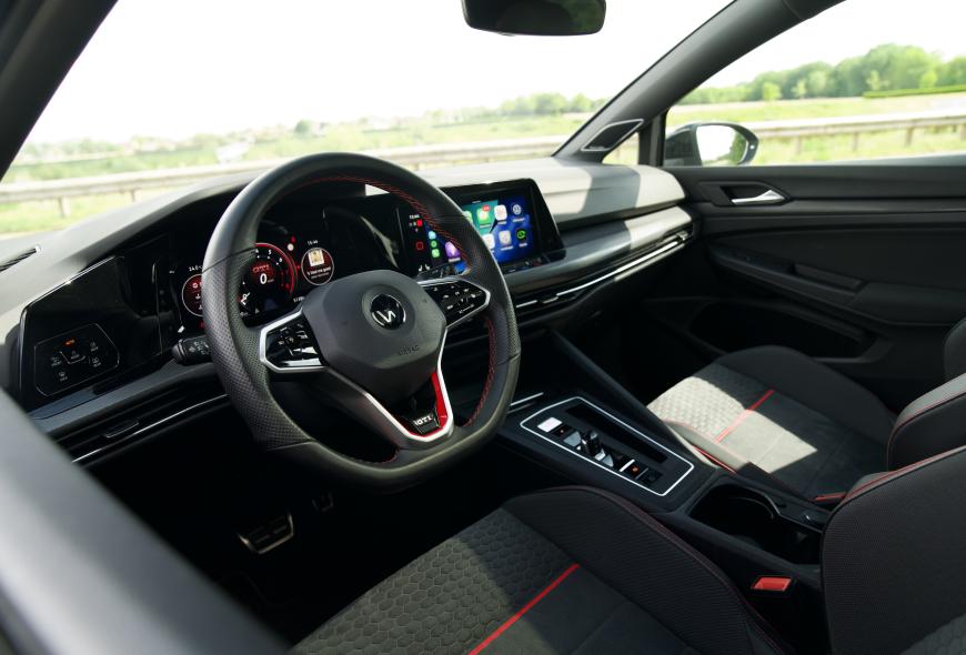 VOLKSWAGEN GOLF 8 GTI CS