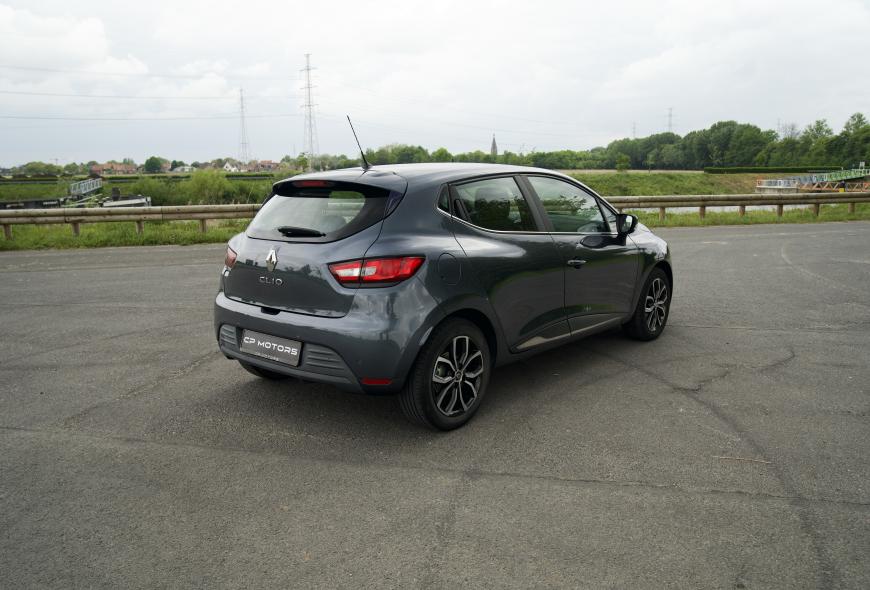 RENAULT CLIO 0.9