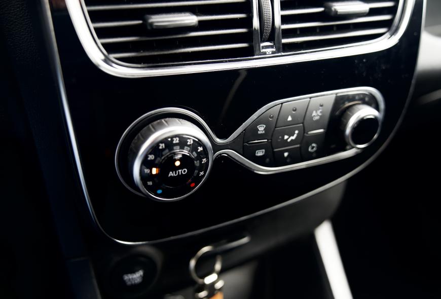 RENAULT CLIO 0.9