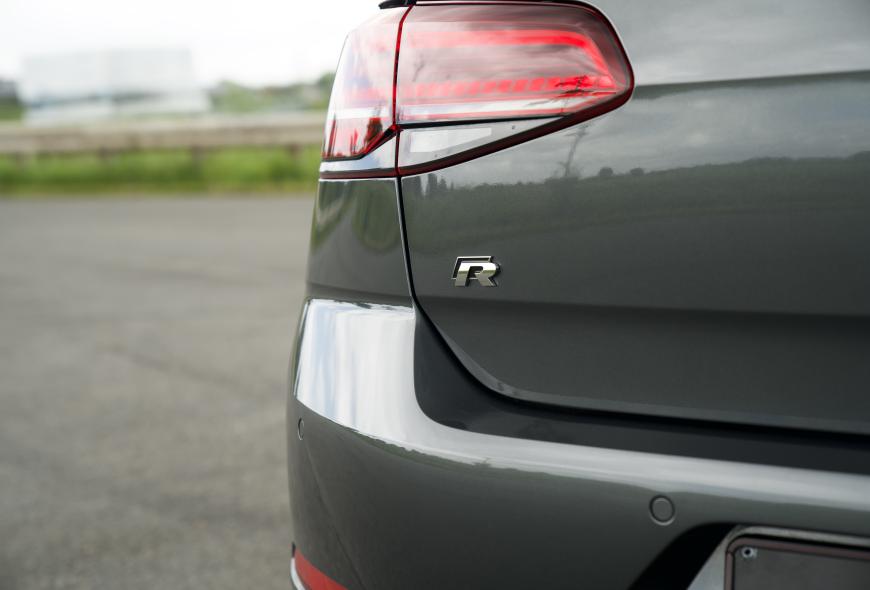 VW GOLF 7.5 R