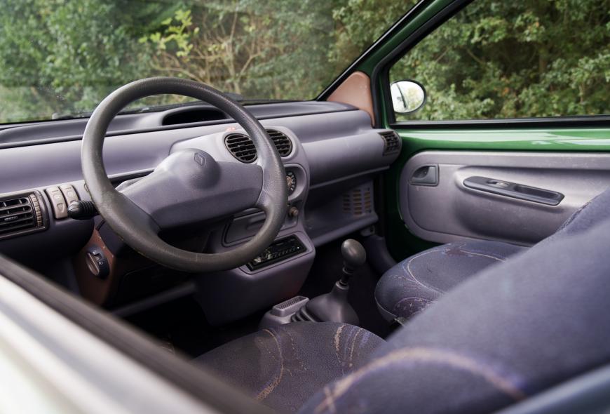 RENAULT TWINGO