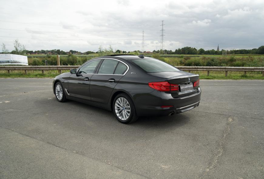 BMW 530e