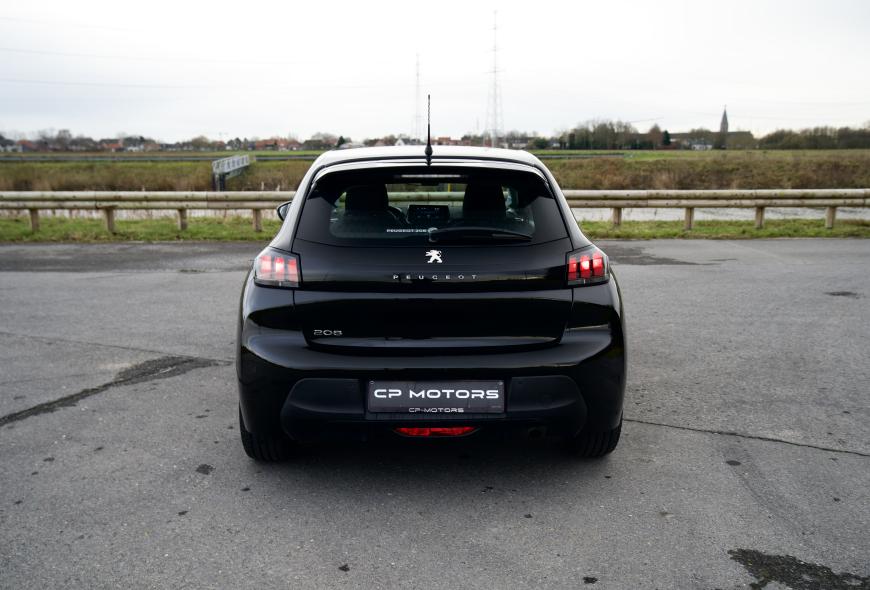 PEUGEOT 208 GT-LINE